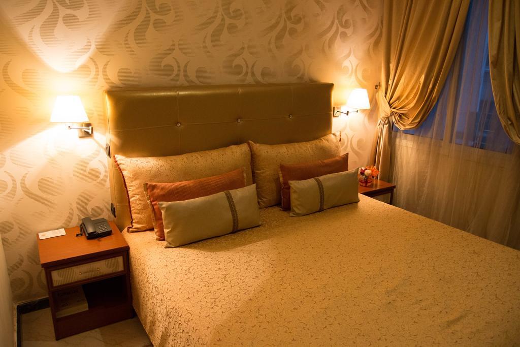 Oum Palace Hotel & Spa Casablanca Exterior photo