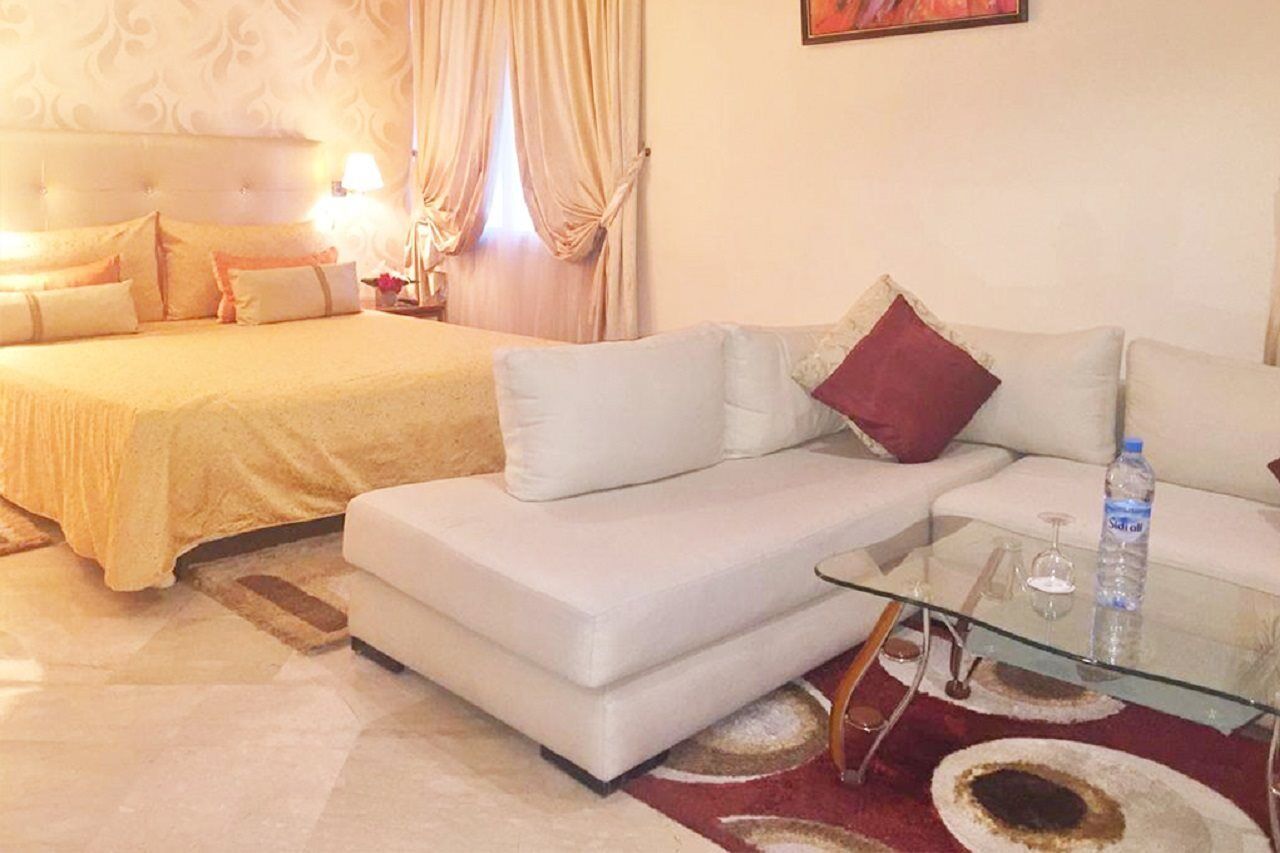 Oum Palace Hotel & Spa Casablanca Exterior photo